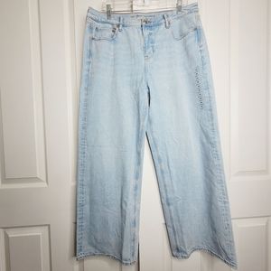 American Eagle 90s Wide Leg High Rise Light Wash Denim Jean Size 16 New